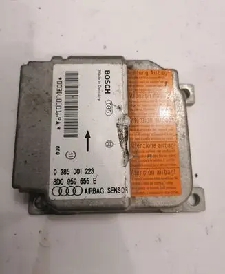 Audi A3 S3 8L Airbag control unit/module 8D0959655E 0285001223