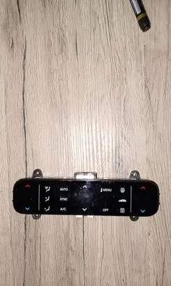 Mercedes-Benz C W206 Climate control unit A2069009213