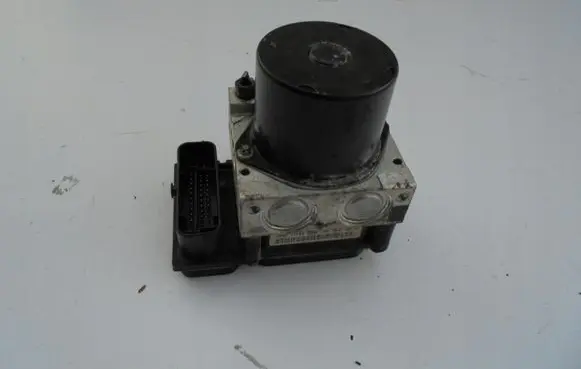 Volkswagen Polo ABS Pump