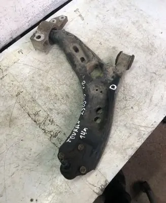 Volkswagen Touran II Front lower control arm/wishbone 1k0407152