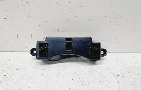 KIA Niro Gear shift selector indicator 84656Q4010
