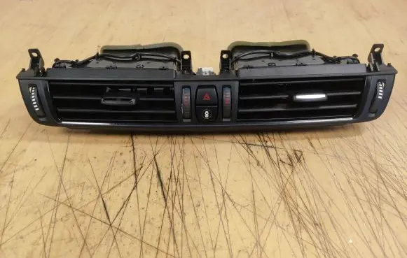 BMW X5 F15 Dash center air vent grill 925264810