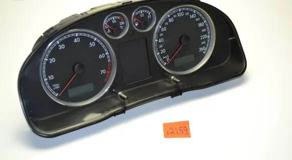 Volkswagen PASSAT B5.5 Speedometer (instrument cluster) 3B0920809 040504133641 VWZ7ZDD9773319