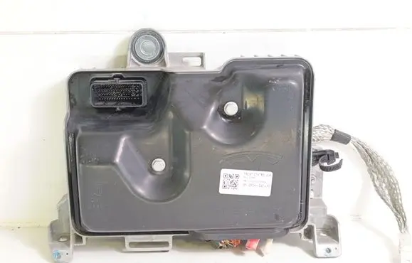 Tesla Model Y Central body control module 149732700B 148906800C 149731900D
