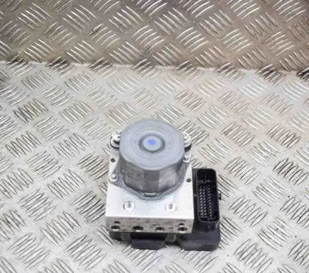 Maserati Ghibli ABS Pump 670008166 2265106516