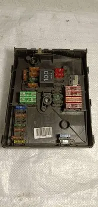 Audi A3 S3 8P Fuse module 1K0937125A