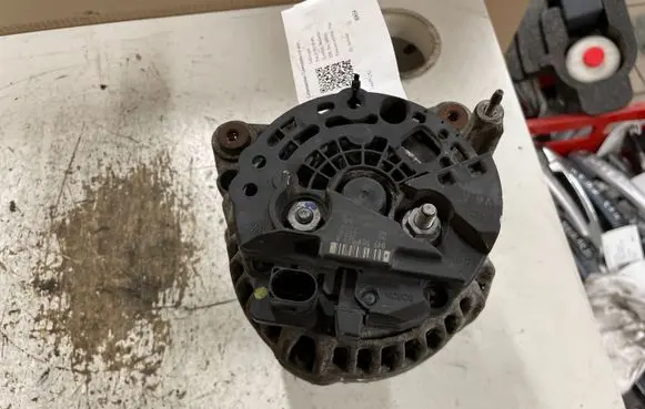 Volkswagen Polo IV 9N3 Generator/alternator 045903023A 0124515022