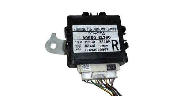 Toyota RAV 4 (XA40) Light module LCM 8996042360 35600722BK