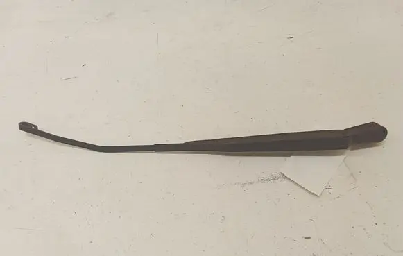 Hyundai Elantra Rear wiper blade arm K9622