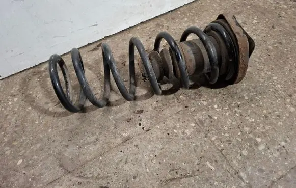 Volvo XC70 Rear coil spring