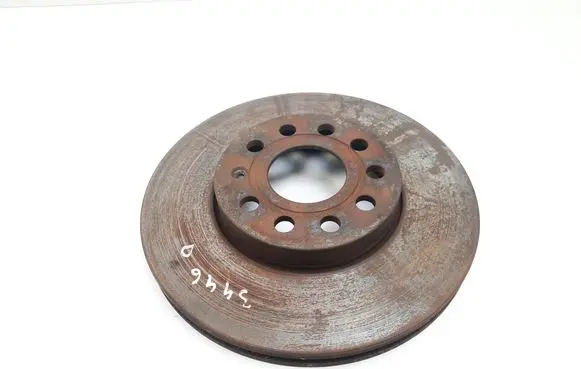 Volkswagen Golf VII Front brake disc