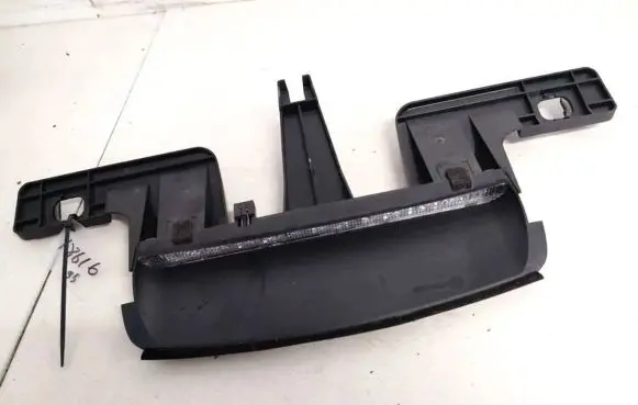 Volvo S80 Third/center stoplight 8635070