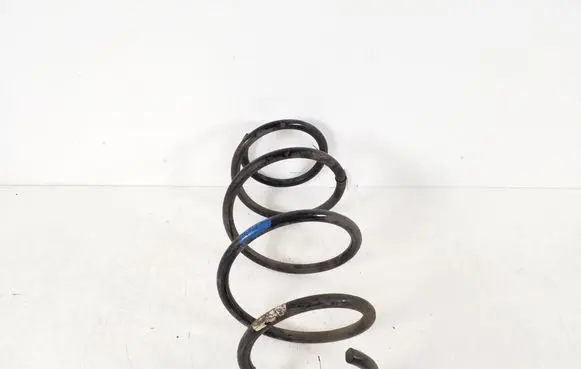 Toyota Auris 150 Front coil spring 48131-12A40