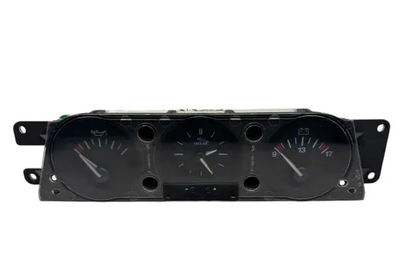 Jaguar XK8 - XKR Clock LJB4310AB