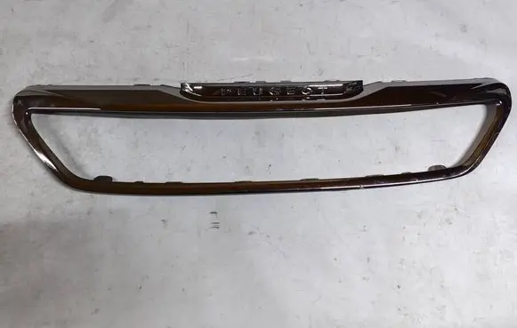 Peugeot 308 Front bumper upper radiator grill AA30127077