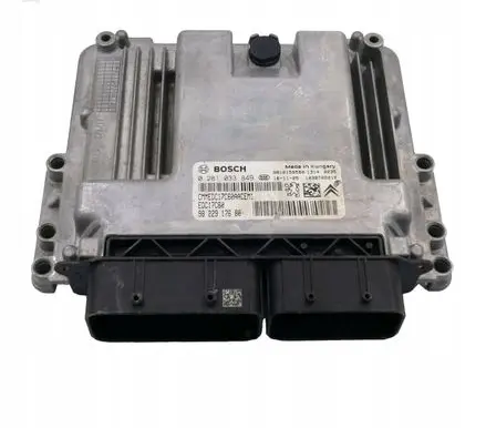 Peugeot 3008 I Engine control unit/module 9822917680