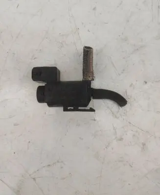 BMW X5 F15 Turbo solenoid valve 70231800 16T300 7810831