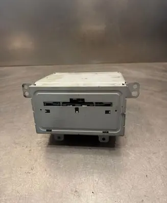 Opel Astra J Radio/CD/DVD/GPS head unit 22830698 30082011 02102011