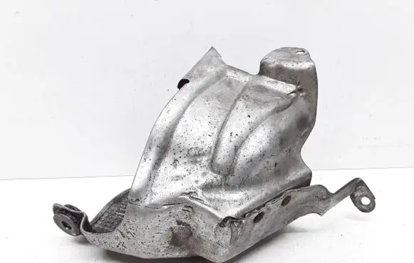 Volvo V60 Heat shield in engine bay 31411180