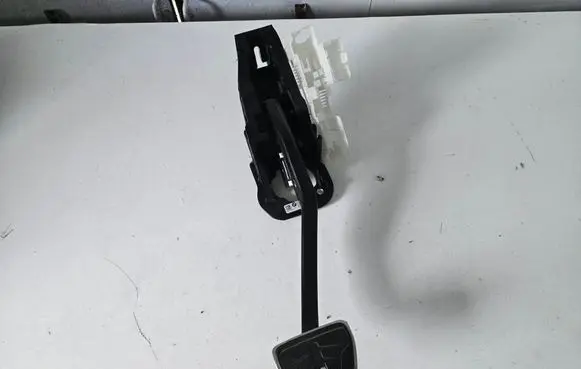 Brake pedal