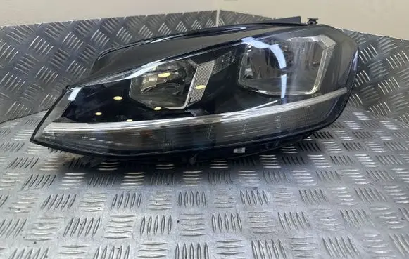 Volkswagen Golf VII Headlight/headlamp 5G2941005D