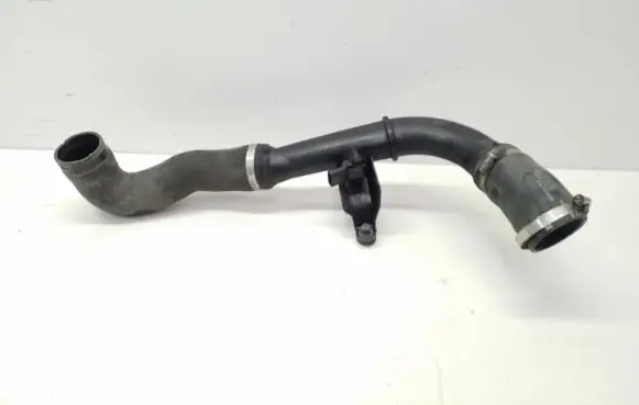 Intercooler hose/pipe