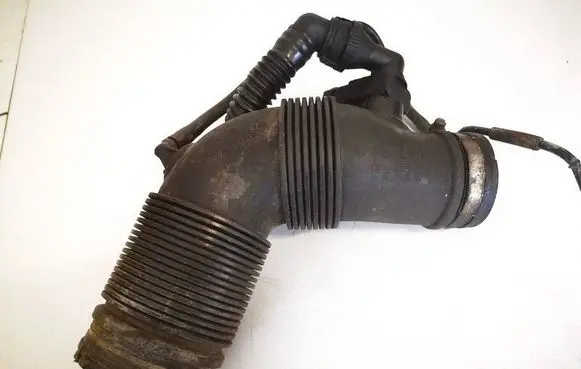 Volkswagen Cross Polo Air intake hose/pipe 6r0129654