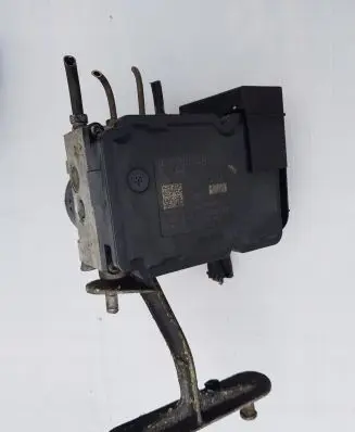 Mercedes-Benz C W204 ABS Pump a2045455432
