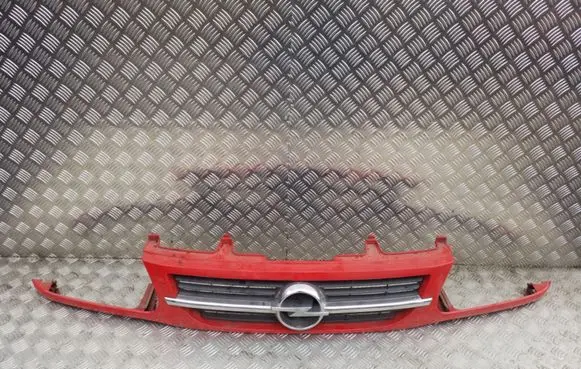 Front bumper upper radiator grill