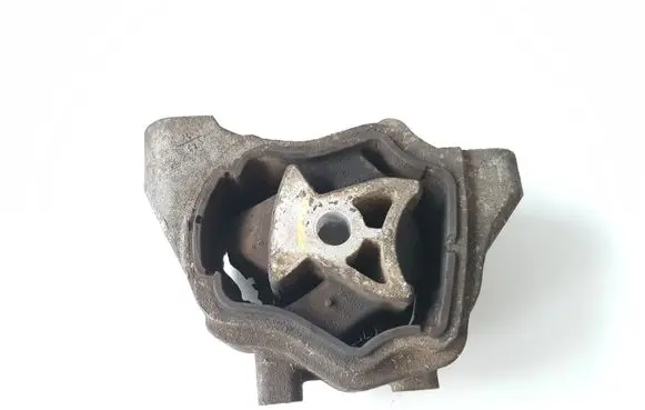 Volvo XC60 Engine mount bracket 8G9N6L063