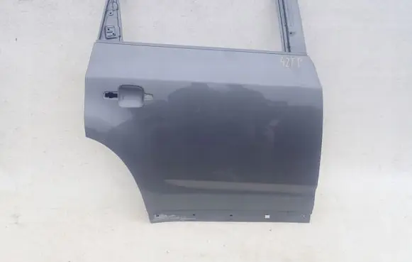 Chevrolet Orlando Rear door