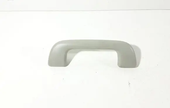 Toyota Yaris Rear interior roof grab handle L1020374