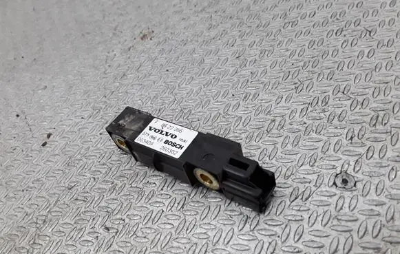 Volvo XC70 Airbag deployment crash/impact sensor 8622365