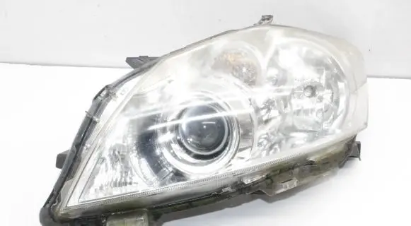 Toyota Auris 150 Headlight/headlamp 8115002A80