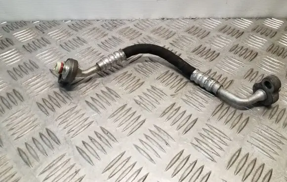 Volvo V40 Air conditioning (A/C) pipe/hose