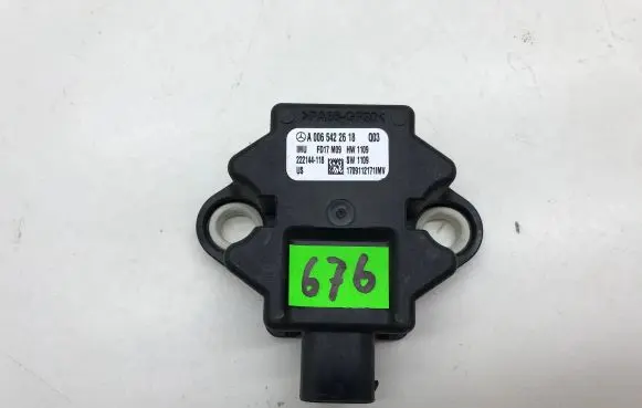 Mercedes-Benz ML W166 ESP acceleration yaw rate sensor A0065422618 222144118 1709112171