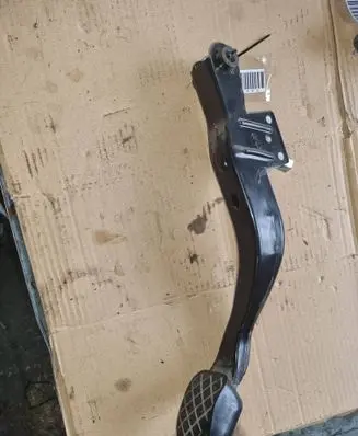 Audi A6 S6 C5 4B Brake pedal 8D1721140B