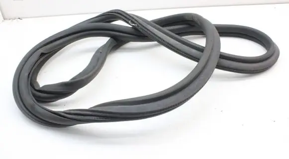 Audi E-tron GT Trunk rubber seal (body) 9J1827705A