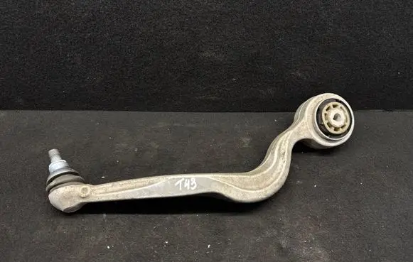 Mercedes-Benz C W205 Front control arm 2130200RE
