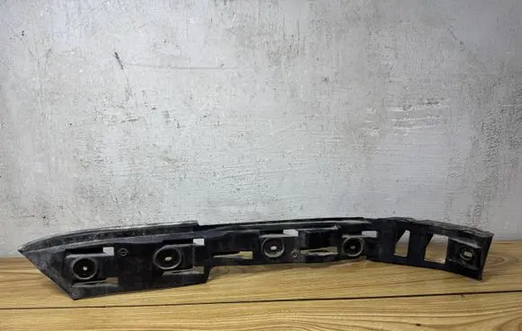 Volkswagen Golf VI Rear bumper mounting bracket 1K9807394
