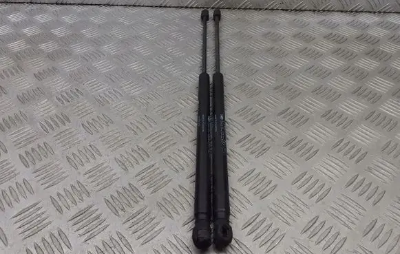 Dacia Sandero Shock absorber/damper mounting bracket 8200735264