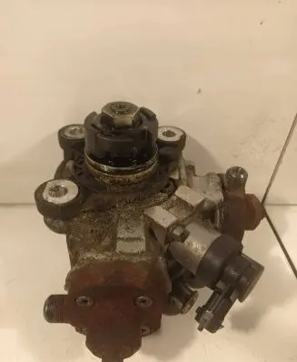 Volvo XC60 Fuel injection high pressure pump 31272896 090930 0445010618