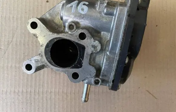 Mazda CX-5 EGR valve SH0120300 ES0120175 VN1501000200