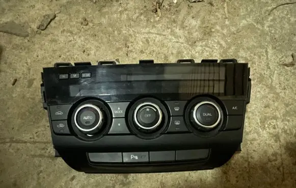 Mazda CX-5 Climate control unit KD5161190F