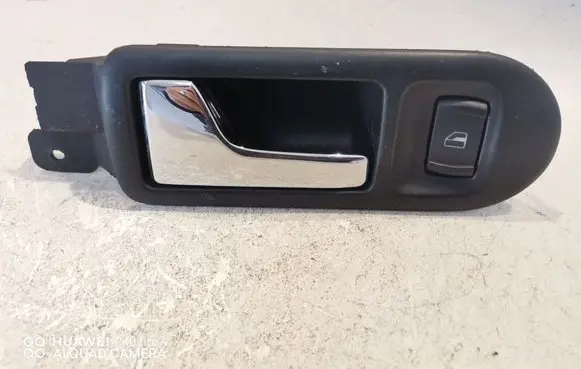 Volkswagen Golf IV Front door interior handle 3B2837113