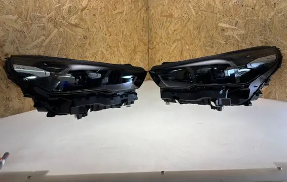BMW 5 G60 Headlight/headlamp 5A798D1 5A798D2