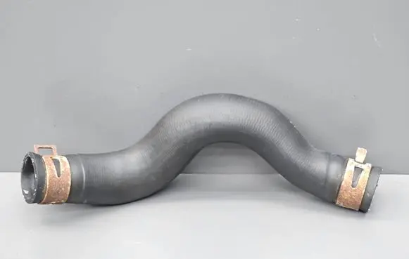 Suzuki Swift II Engine coolant pipe/hose 