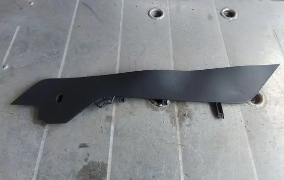 Skoda Octavia Mk4 Other center console (tunnel) element 5E4863046C 5E4863046B