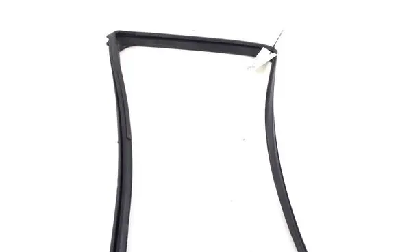 Toyota Yaris Cross Other rear door trim element 681520D300