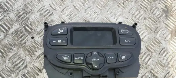 Peugeot 206 Climate control unit